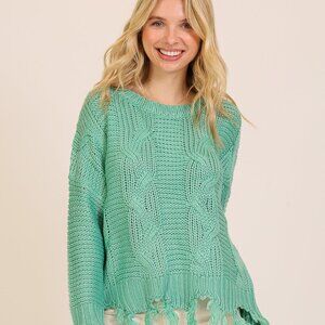 LUMIERE OVER SIZE CABLE KNIT SWEATER SIZE MEDIUM